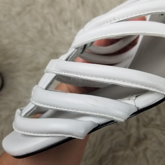 FREE PEOPLE Strappy Cage Style Chunky Heel Sandals White Leather 39** - Picture 12 of 15